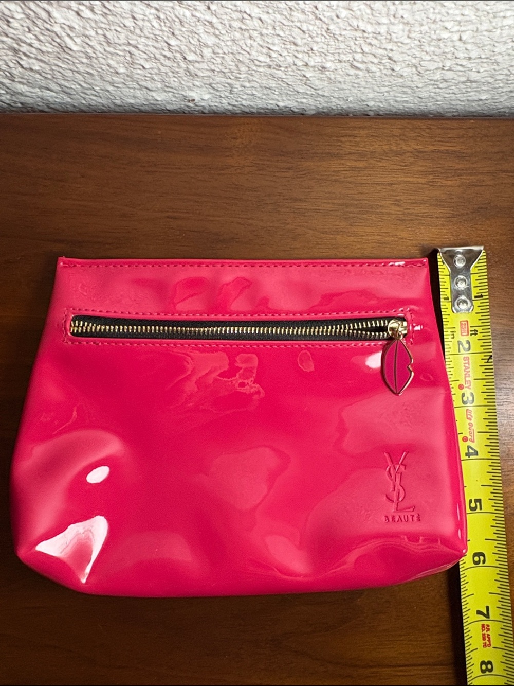 Yves Saint Laurent Hot Pink Patent Cosmetic Pouch with Gold Zip - Picture 11 of 11